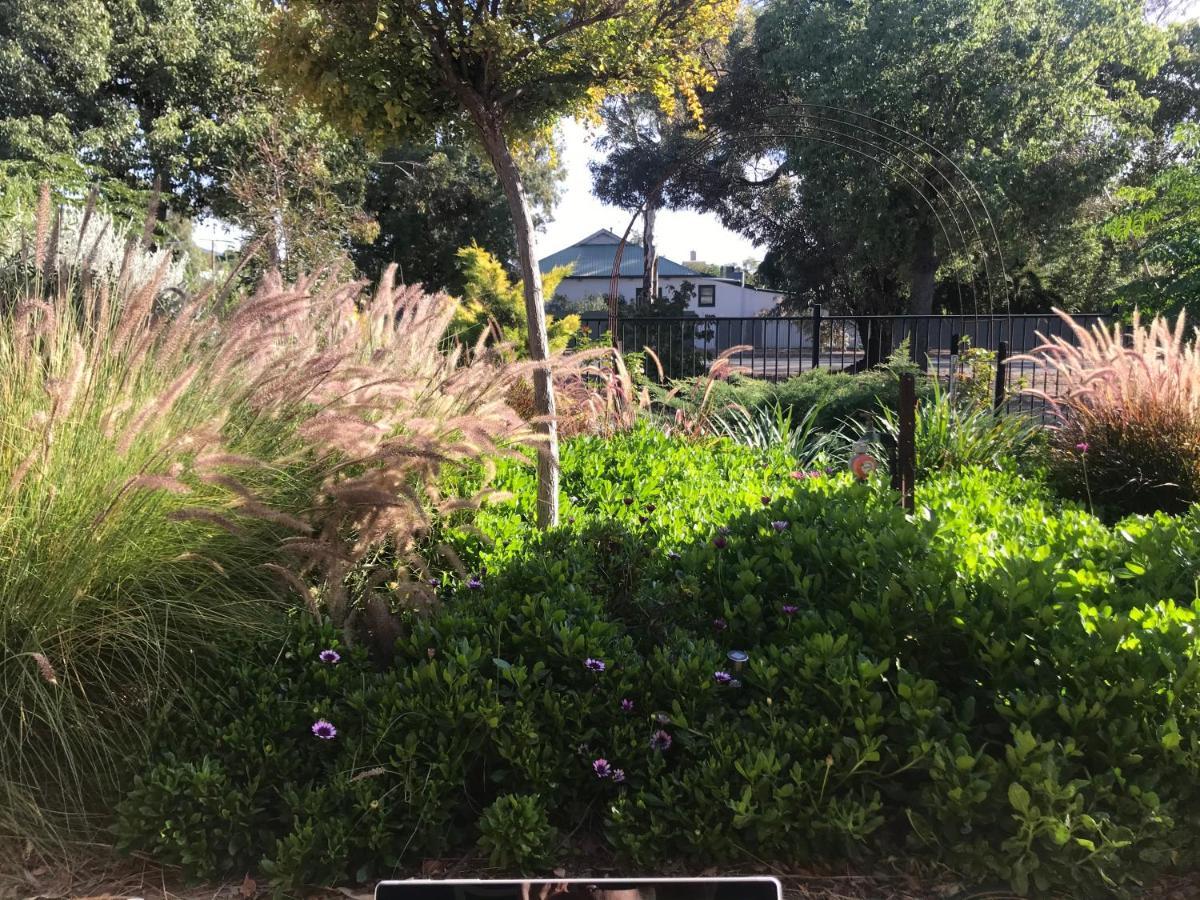 Homestay Birdsong Gardens
