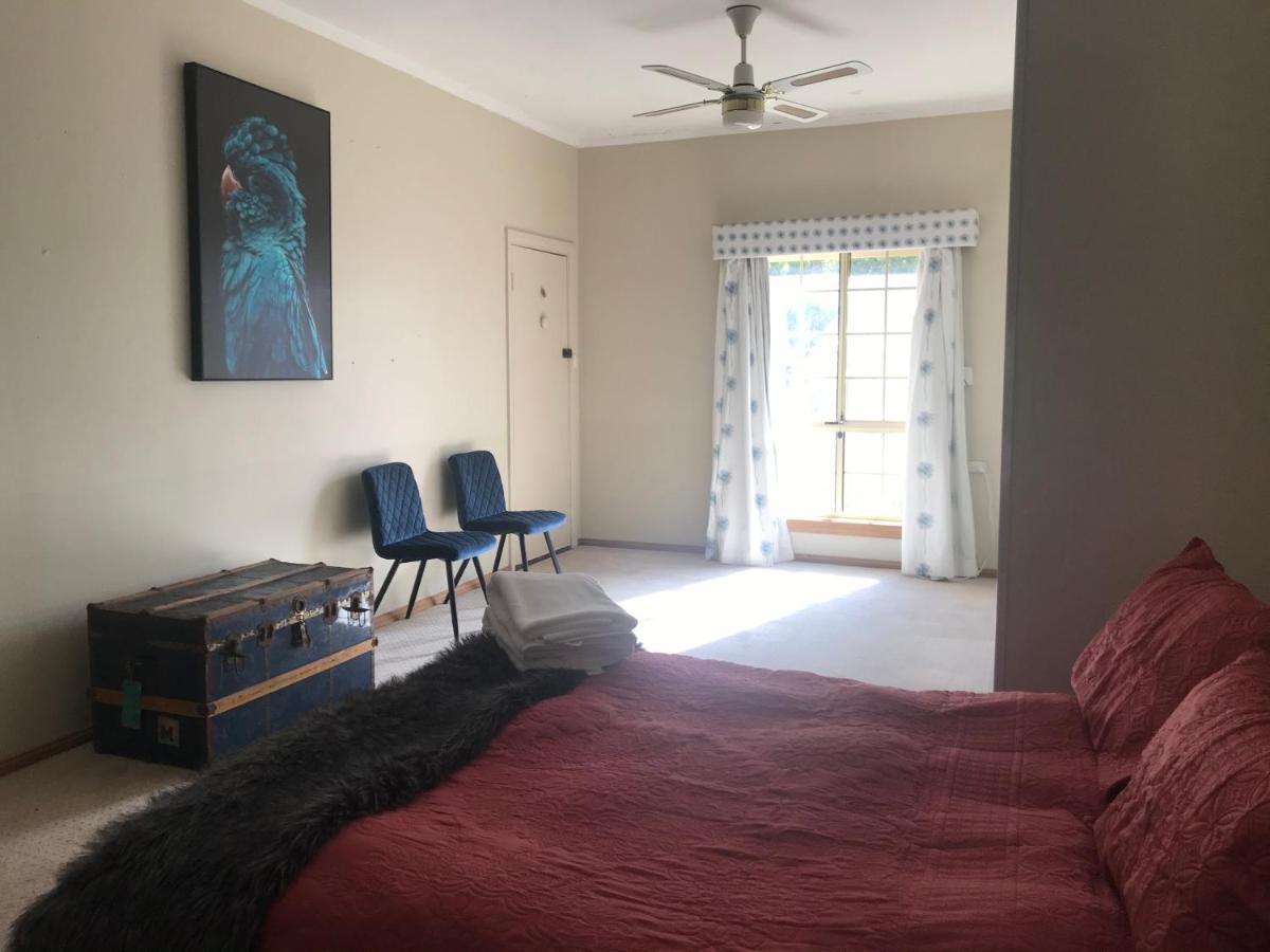 Birdsong Gardens Homestay *